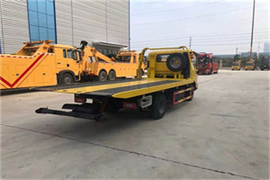 长桥非事故拖车