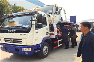 长桥汽车道路救援拖车价格